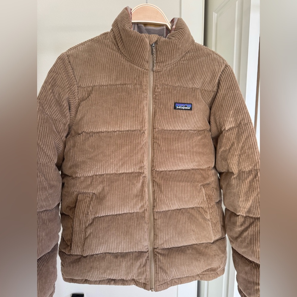 Patagonia Women’s Fjord Corduroy Jacket - Picture 2 of 6